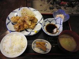 Shichifuku Onsen Utonoshou - 鶏天定食も。