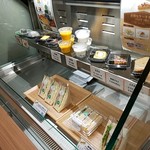 薬膳カフェ+お茶 ゼフィー - 店内