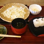 道頓堀 今井 - ●(冷)ざるうどんランチ (おむすび極小3個･本日の小鉢) = 1,000円 2019年05月