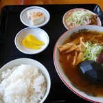 Sugai Shokudou - ラーメン定食 (もつ煮込み)