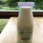  しばちゃんランチマーケット - ジャージー牛の牛乳