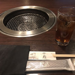 Yonezawa Gyuu Yakiniku Kotora - エプロンが予めセットされてます。