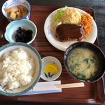 Chigusa - ハンバーグ定食