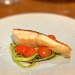 レストランユニック - 真鯛のポワレ 焦がしバターのソース