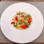 創作イタリアン Gemelli - スルメイカとプチトマトのジェノベーゼソーススパゲッティーニ いくら乗せ