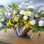 六花亭 - 2階のカフェに飾られた花