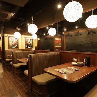 【4名様テーブル席】会社仲間と鳥メロで飲み会♪