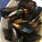 Ricciomania da Roberto - COZZE:ムール貝は秋から年末にかけて美味しくなるとのことなのでいただきました