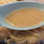 横浜家系ラーメン 丸岡商店 - スープ