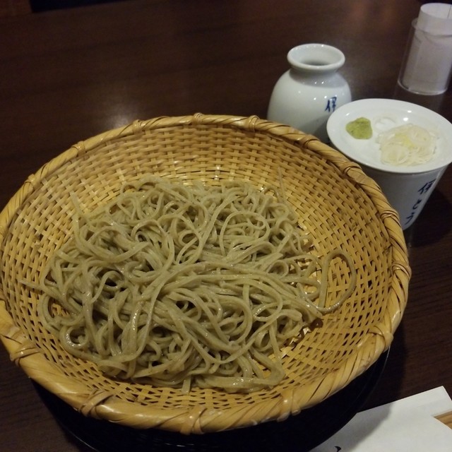 蕎麦 伊とう>