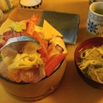 Sushi Sada - ちらし寿司大盛り¥1250