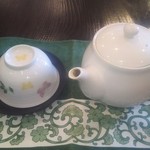 カフェ マリポーサ - 桑の葉茶 500円