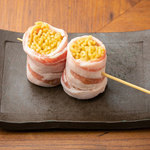 Yakisoba (stir-fried noodles) pork roll