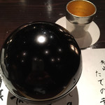 たでの葉 - 丸い器