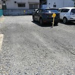 晴耕雨読 - 黄色のポール有