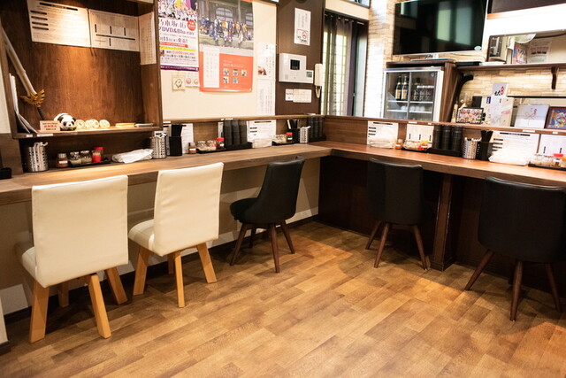 暗黒中華そば 雷電 - 泉中央（ラーメン）の写真