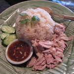 メークマイ - カオマンガイ　６８０円　大盛り+１００円