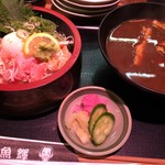 魚輝水産 - 漁師丼定食（赤だし付き）（￥500）