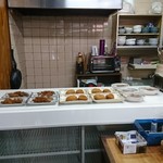 伊勢屋酒店 - アテ。