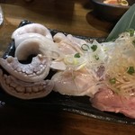 豚小家 - もつ刺し5点盛り ¥1200　UP撮り