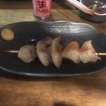 豚小家 - あぶら（コメカミ脂身）￥100　先っぽ食べちゃいました...