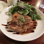 Niku Chizu Wain Jimbou Chou Bisutoro Fururi - 鶏もも肉ローストバルサミコソース880円