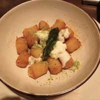 オービカ モッツァレラバー 梅田店 - じゃがいもの揚げニョッキ＾＾もちもち