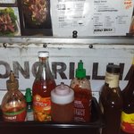 Iron Grill Hawaii - 調味料いっぱい　お好みで。