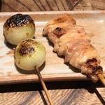 とり喜 - 小玉ねぎとかしわ