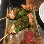 炭火串焼 シロマル - (料理)せせりのしそ巻き