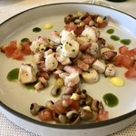 L'altro Campagnolo - Polpo tiepido, insalatina di fagioli "dall'occhio", olio alle erbe aromatiche