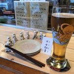 酒場 犬島 - グラスがかわいい生ビール(^^)