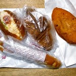 パンステージメリーズ - 夕食用に購入したパン類