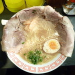 有馬屋ラーメン - 豚骨醤油チャーシューメン