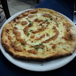 Ricciomania da Roberto - もっとウニが食べたい！とカメリエーレに言ったら出してくれたピッツァ ああもう一度食べたい