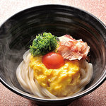 Soft-boiled red egg and soup stock soy sauce Kamatama udon