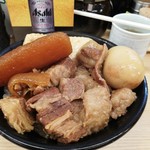 岡むら屋 - デラ肉めし￥630＋大盛￥50－クーポン￥100　バードアイアングル