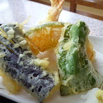 麺楽 - 揚げたての[天ぷら]もgoo!