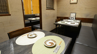 Shokuraku Chuubou Ishindenshin - 半個室