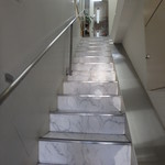 天然氷 蔵元 カフェ不二 - ２階お店への階段