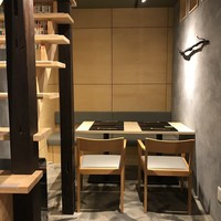 きはる - 1階階段下テーブル