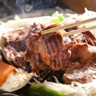 <No stomach upset> Fall in love with the deliciousness of the hand-cut "raw lamb"...!