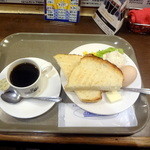 BERG - モーニングセット399円