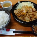 茶和 - 韓国風豚バラ焼肉定食 800円