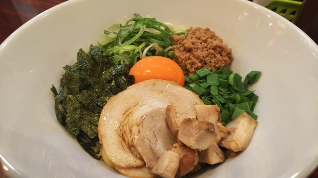 至極の麺 華 北新地 台湾まぜそば 食べログ 至極の麺 華 北新地 台湾まぜそば 食べログ