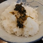 新川大勝軒飯店 - ・メシの上には何故か高菜