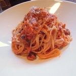 亞侘庵cafe - ブラックオリーブとマグロのパスタ