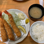 黒豚とんかつ せんごく - 海老フライ定食3本 1,780円