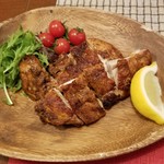 ビーダブリュー カフェ - スパイシー！！ジャークチキン