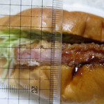 アサカベーカリー - 厚さ約7mm